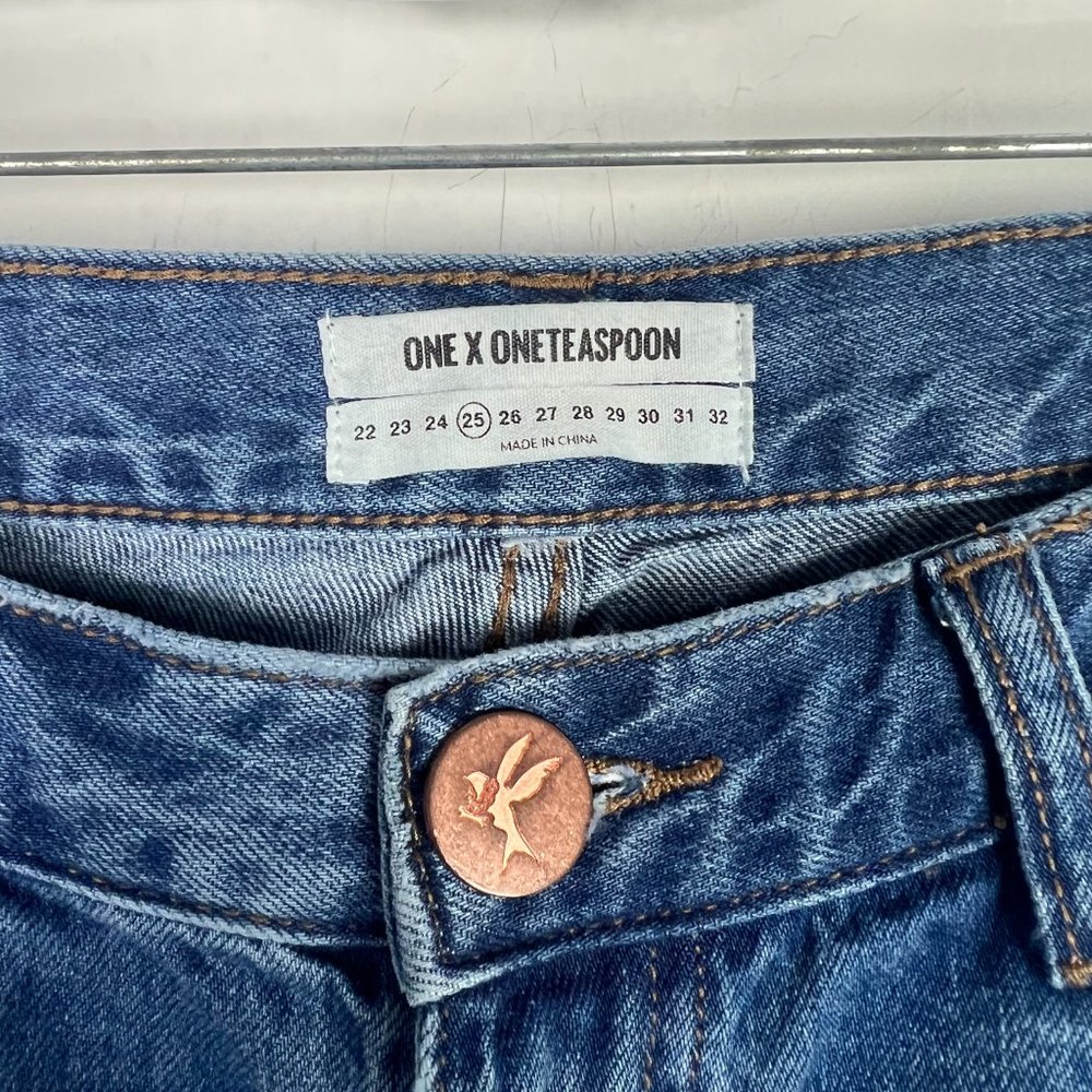 One Teaspoon Freebird Jeans Low Waist Rigid Skinny Leg Size 25 US Size 2 T2341 - Picture 5 of 15
